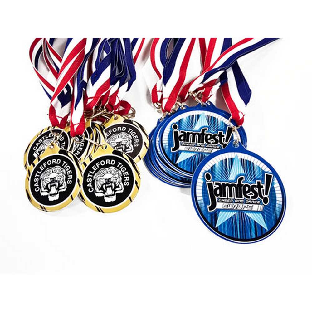 PLAIN WHITE ROUND MEDAL USED FOR SUBLIMATION - 2in - Optimum Teamwear