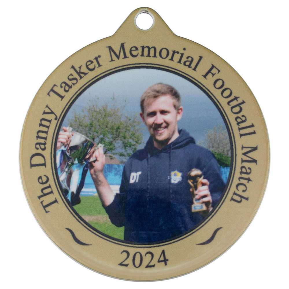 PLAIN WHITE ROUND MEDAL USED FOR SUBLIMATION - 2.75in - Optimum Teamwear
